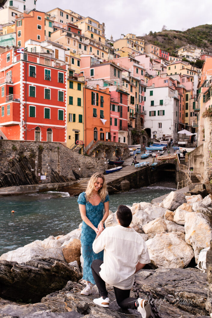 proposal photographer cinque terre