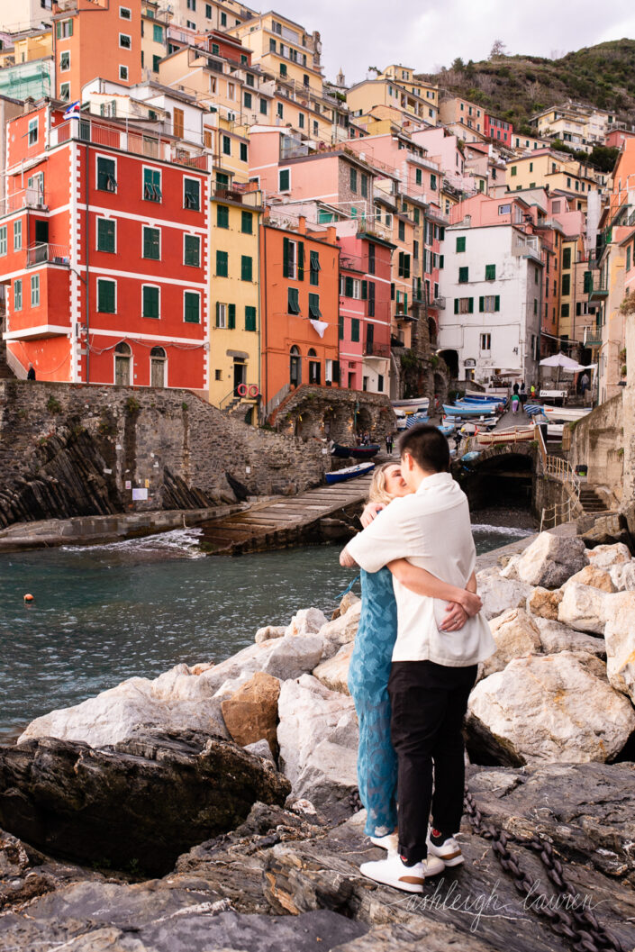 proposal photographer cinque terre