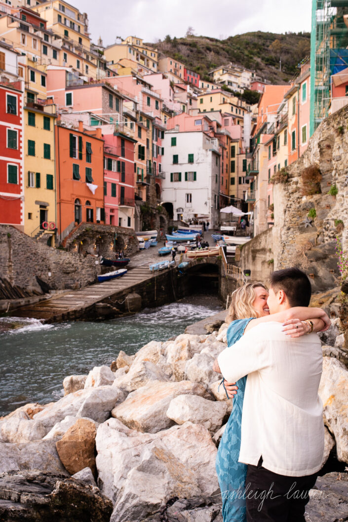 proposal photographer cinque terre