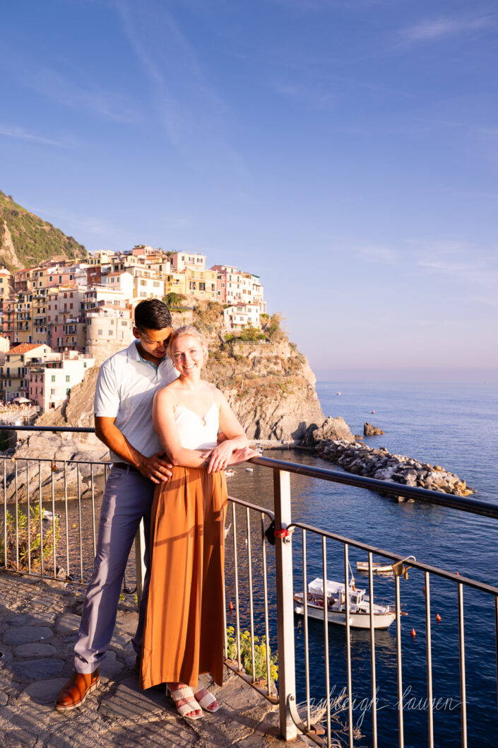 proposal photographer in cinque terre