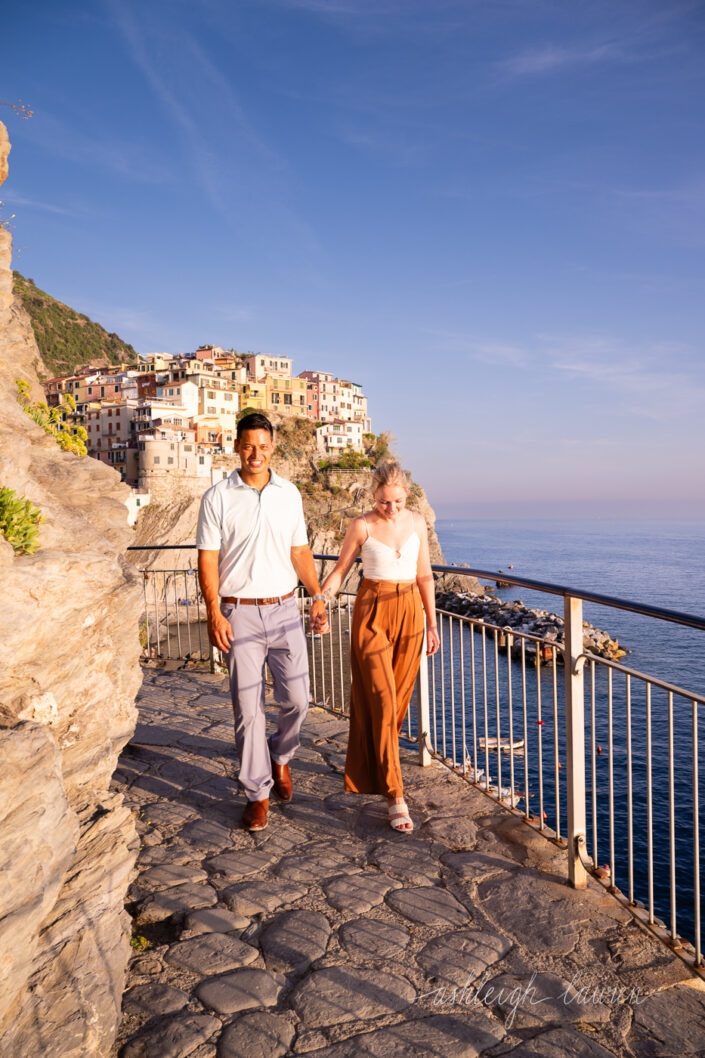 proposal photographer in cinque terre