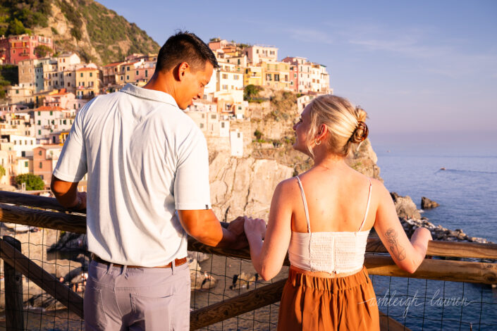 proposal photographer in cinque terre