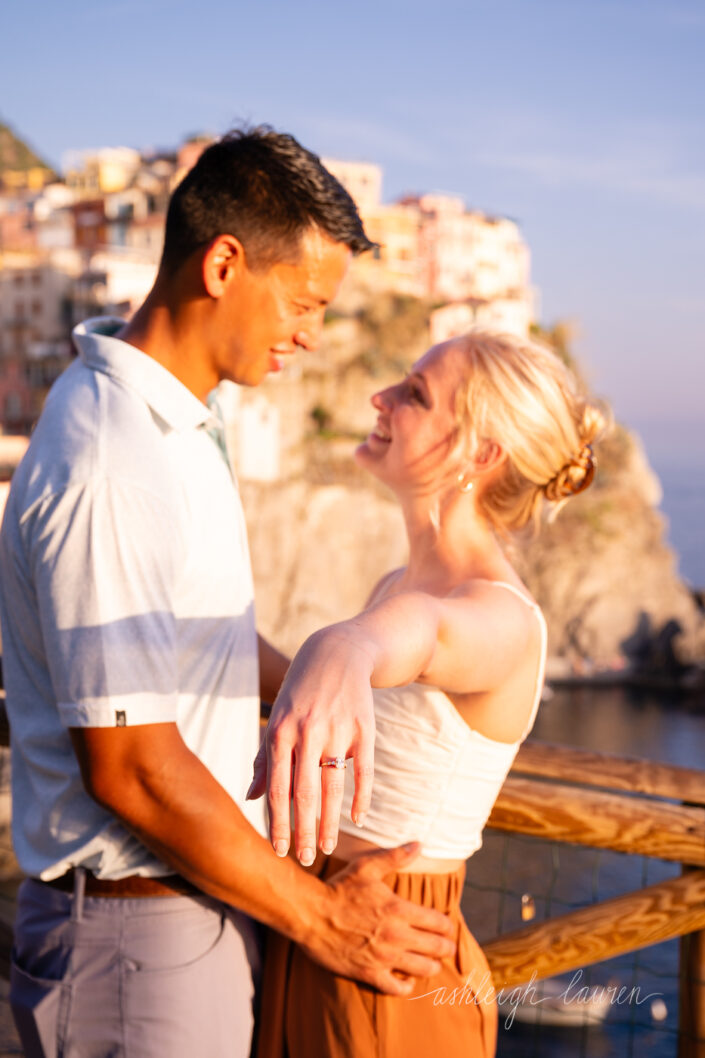 proposal photographer in cinque terre