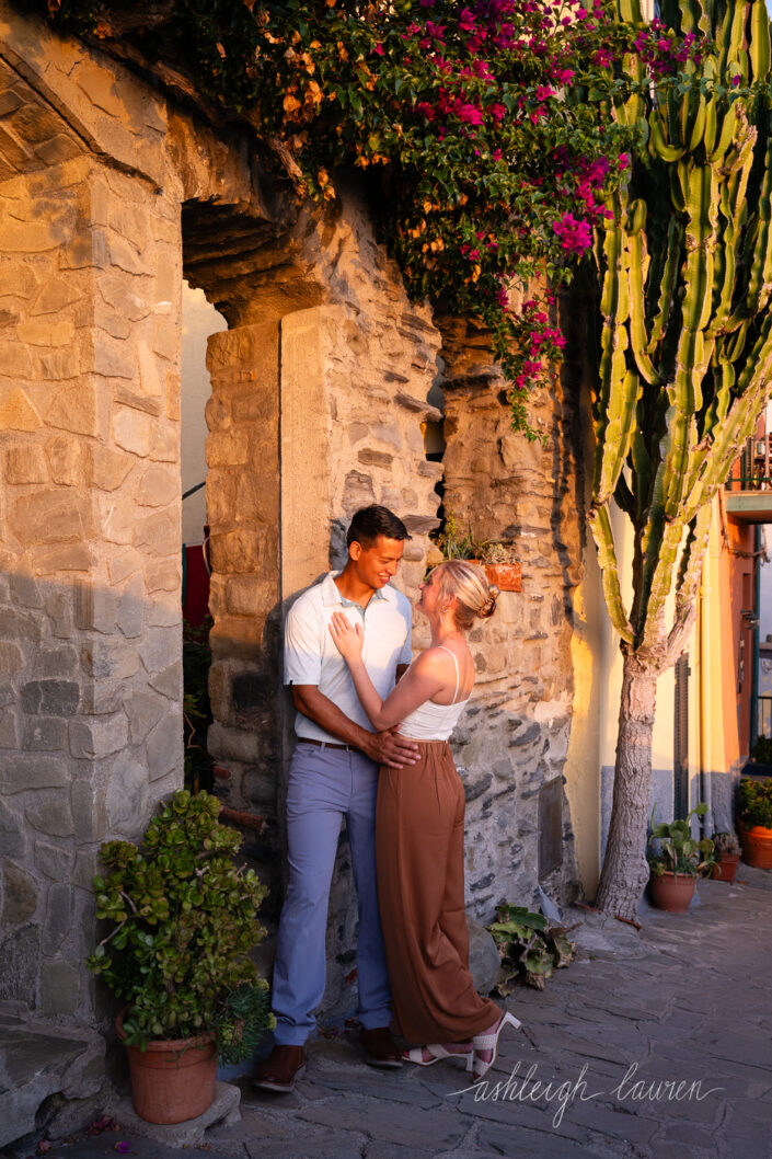 proposal photographer in cinque terre